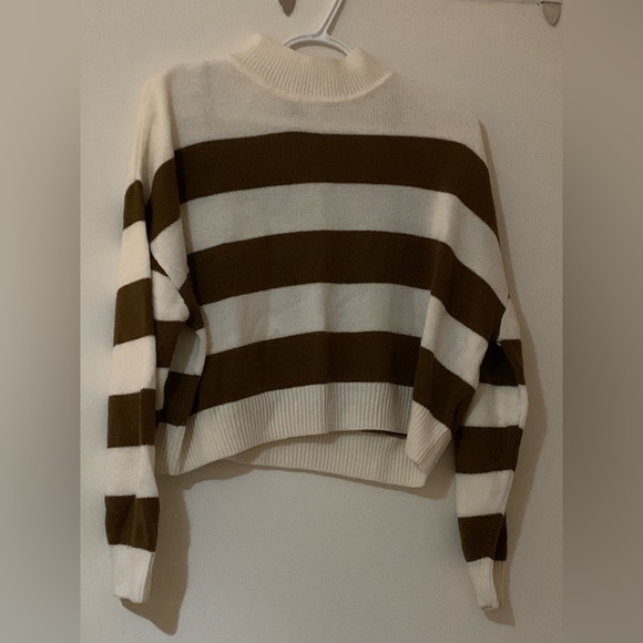 Chic H&M cropped sweater - Picture 1 of 2